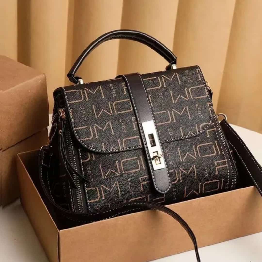 Buy online Louis Vuitton Premium Quality Hand Bag In Pakistan